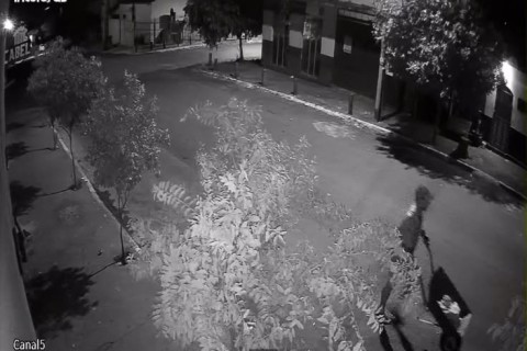 Feminicídio em Minaçu: Homem é flagrado carregando corpo de mulher em carrinho de mão